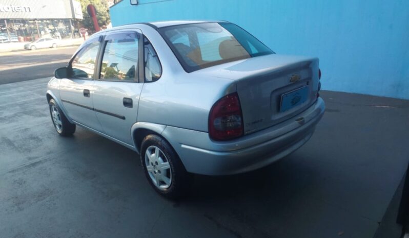
								Chevrolet Classic completo									
