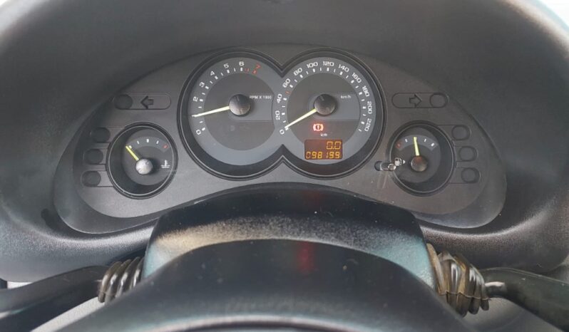 
								Chevrolet Classic completo									