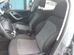 
										Peugeot 208 completo									