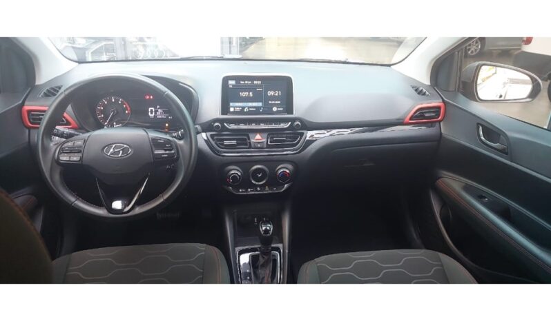 
								Hyundai HB20X completo									
