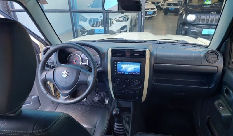 
								Suzuki Jimny completo									