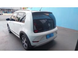 
										Volkswagen Cross Up completo									