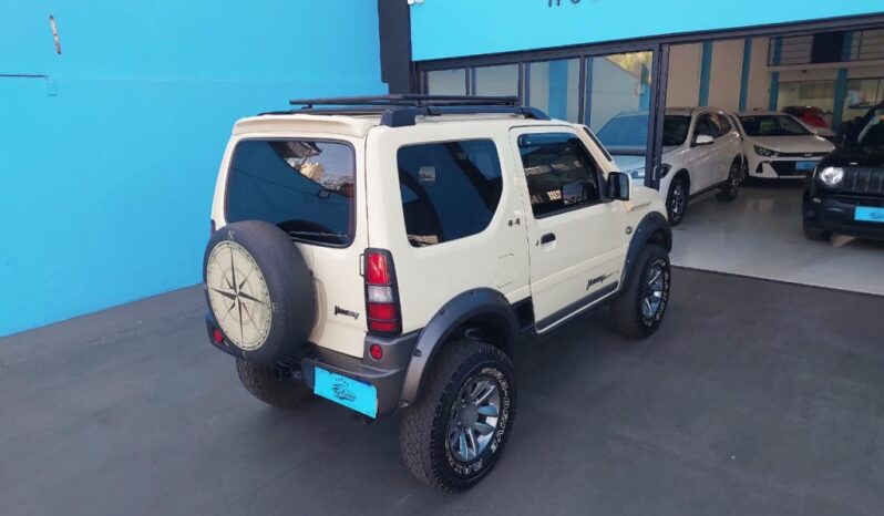 
								Suzuki Jimny completo									