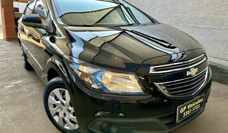 
								Chevrolet Onix LT 1.4 completo									