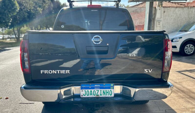 
								Nissan Frontier completo									