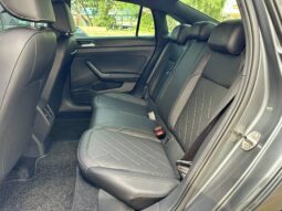
										Volkswagen Virtus Exclusive 1.4 completo									
