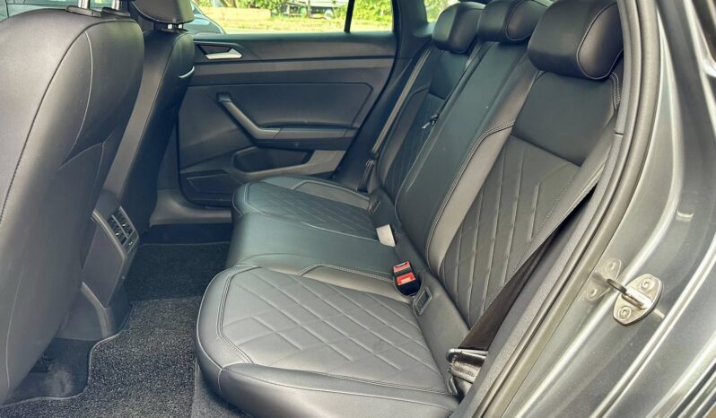 
								Volkswagen Virtus Exclusive 1.4 completo									