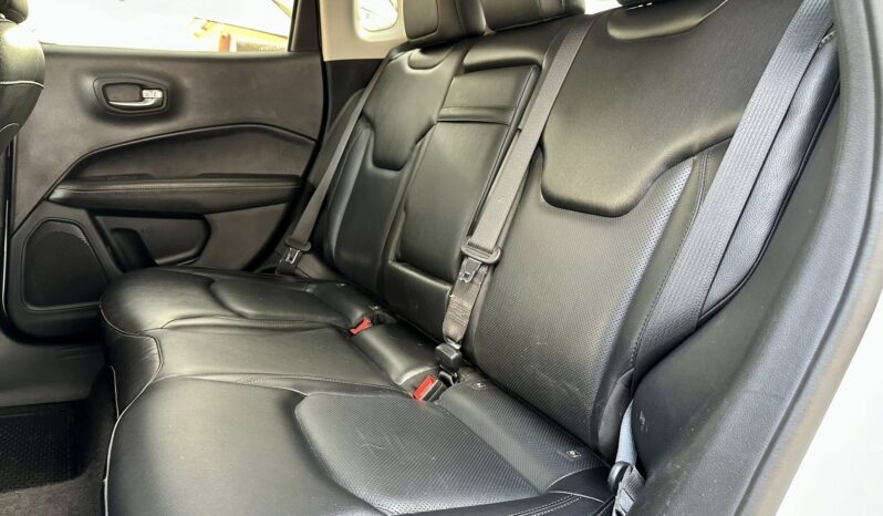 
								Jeep Compass Longitude completo									