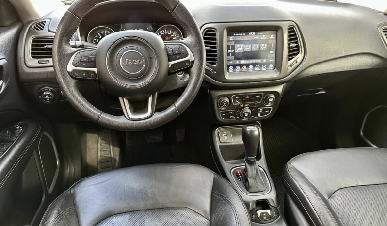 
								Jeep Compass Longitude completo									