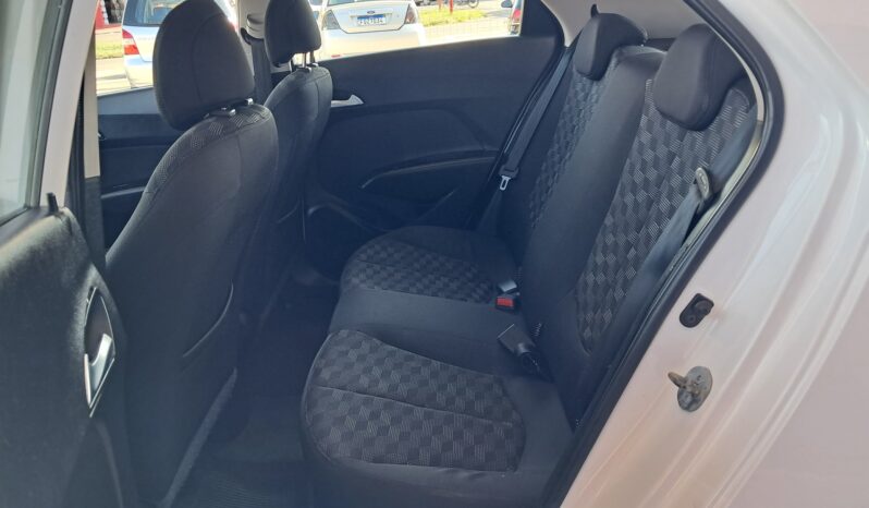 
								Hyundai HB20 completo									