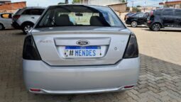 
										Ford Fiesta completo									