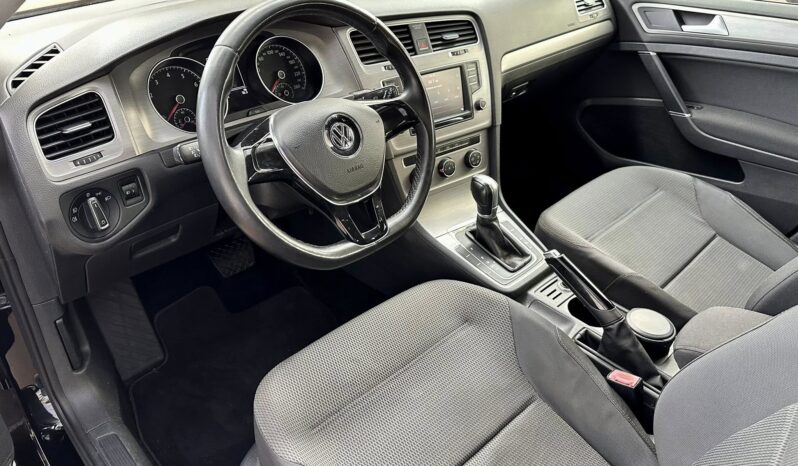 
								Volkswagen Golf 1.6 Comfortline completo									