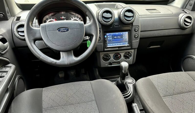 
								Ford Ecosport completo									