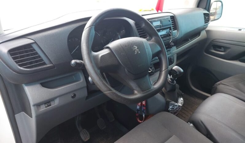 
								Peugeot Expert completo									