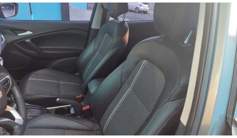 
								Chevrolet Tracker completo									