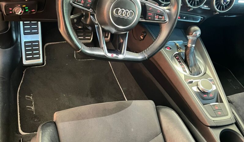 
								Audi Tt completo									