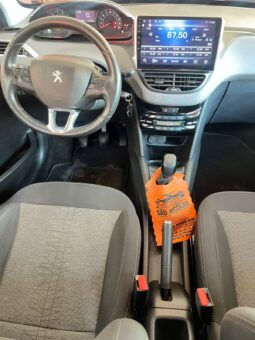 
										Peugeot 208 completo									