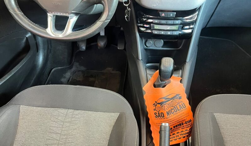 
								Peugeot 208 completo									