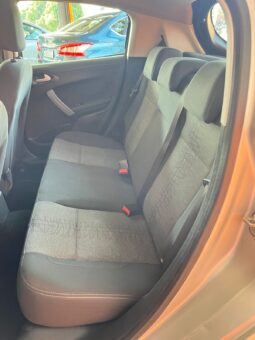 
										Peugeot 208 completo									