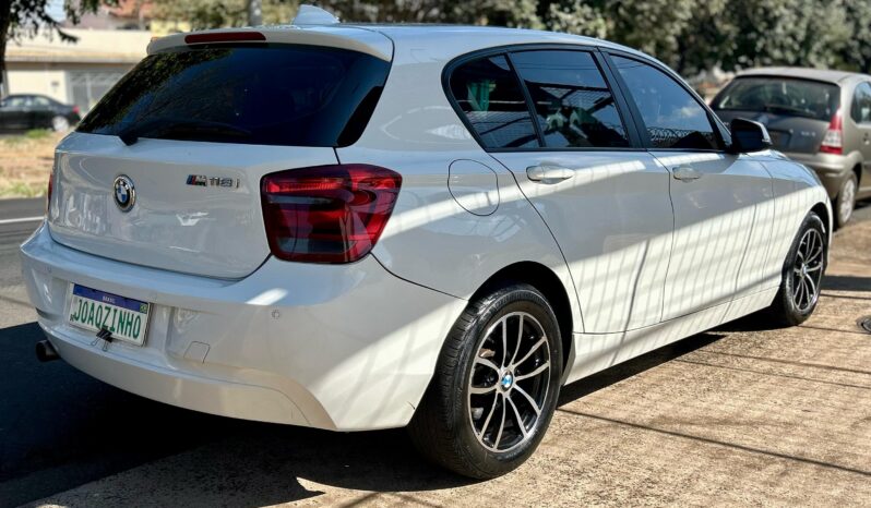 
								BMW 118i completo									