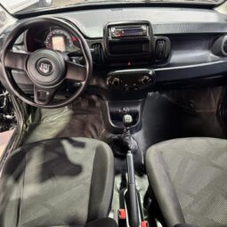 
										Fiat Mobi completo									
