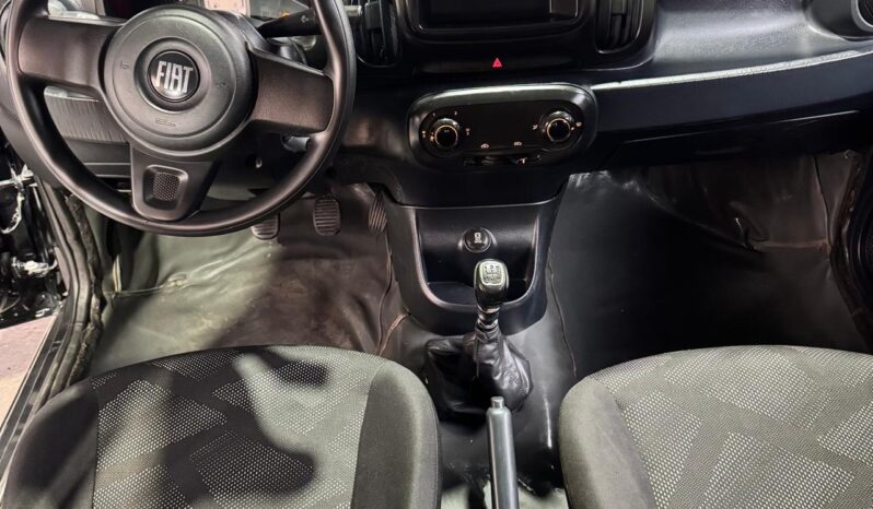 
								Fiat Mobi completo									