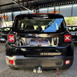
										Jeep Renegade completo									