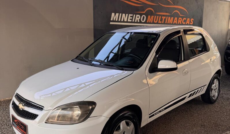 
								Chevrolet Celta completo									