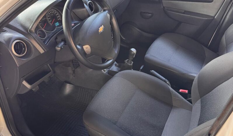 
								Chevrolet Celta completo									