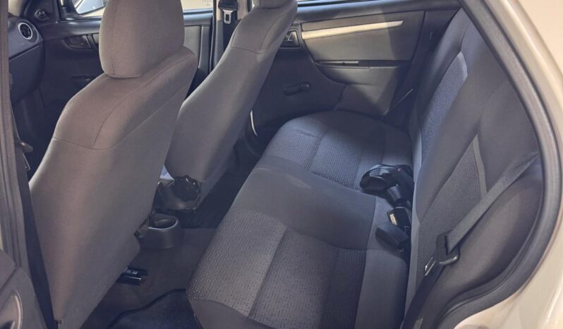 
								Chevrolet Celta completo									