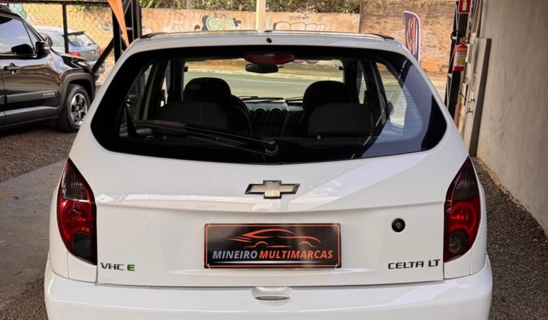 
								Chevrolet Celta completo									