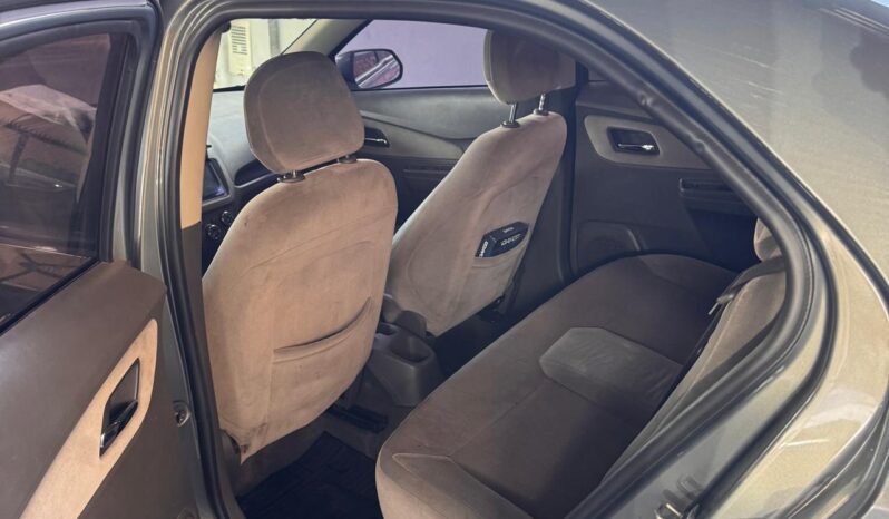 
								Chevrolet Cobalt 1.4 completo									