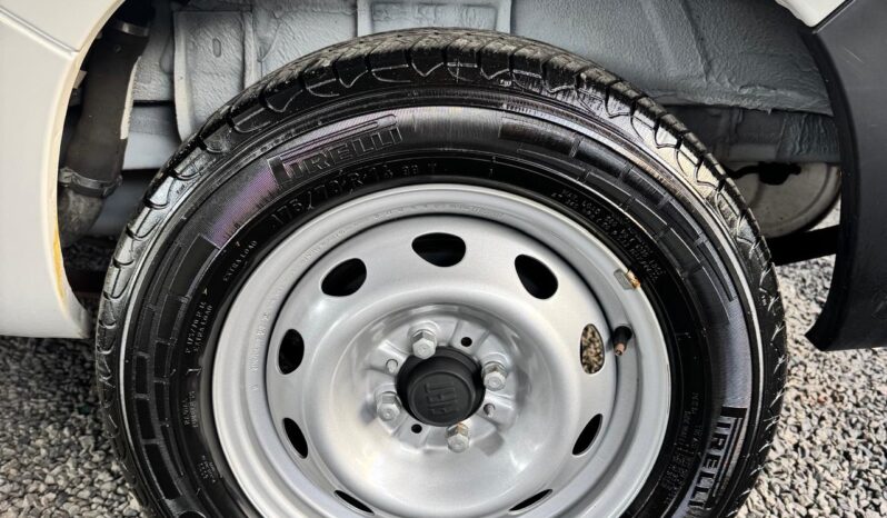 
								Fiat Fiorino completo									