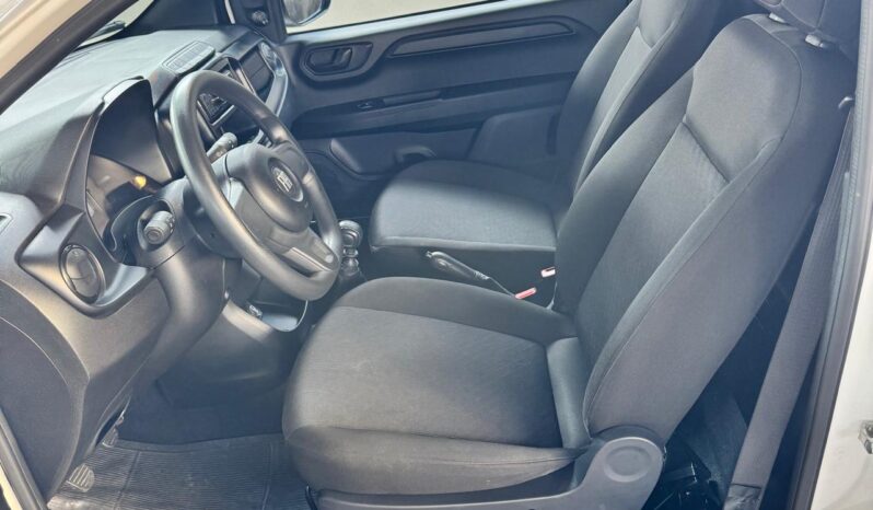 
								Fiat Fiorino completo									