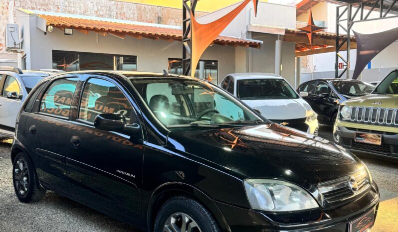 
								Chevrolet Corsa completo									