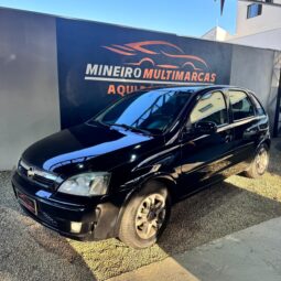 
										Chevrolet Corsa completo									