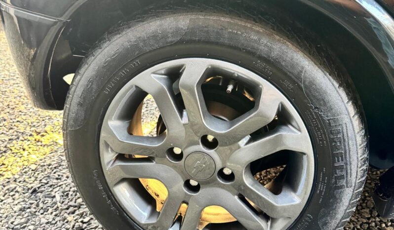 
								Chevrolet Corsa completo									