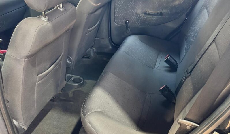 
								Chevrolet Corsa completo									