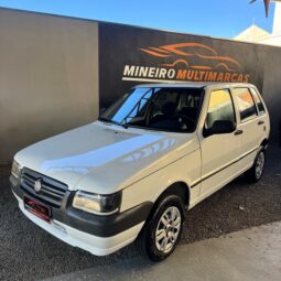 
										Fiat Uno completo									