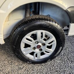 
										Fiat Uno completo									