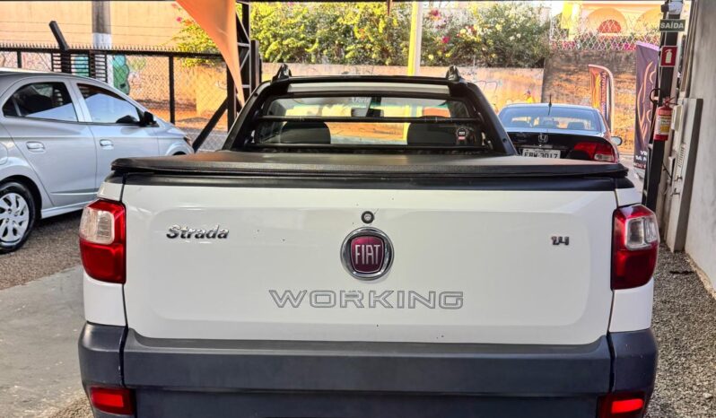 
								Fiat Strada completo									