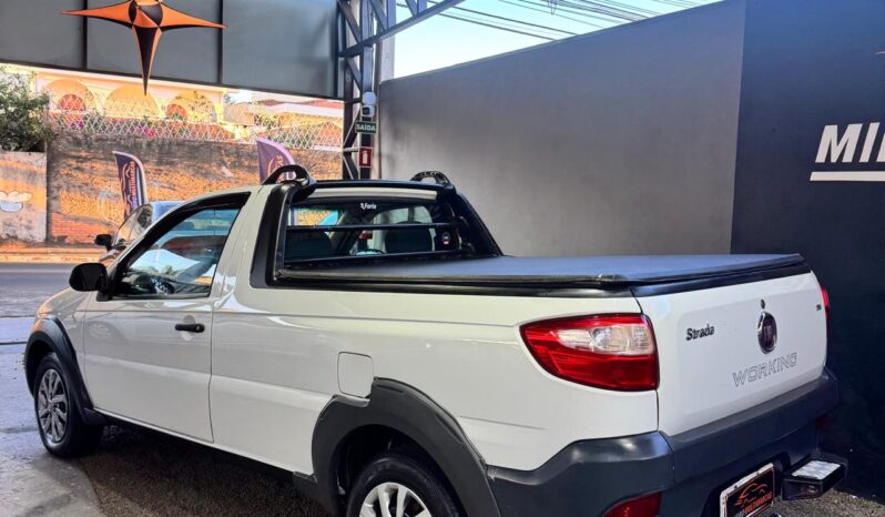 
								Fiat Strada completo									