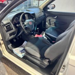 
										Fiat Strada completo									