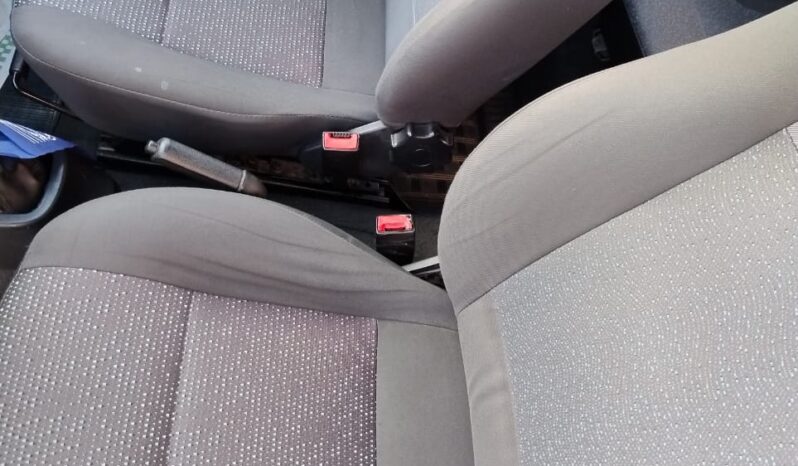 
								Chevrolet Celta completo									