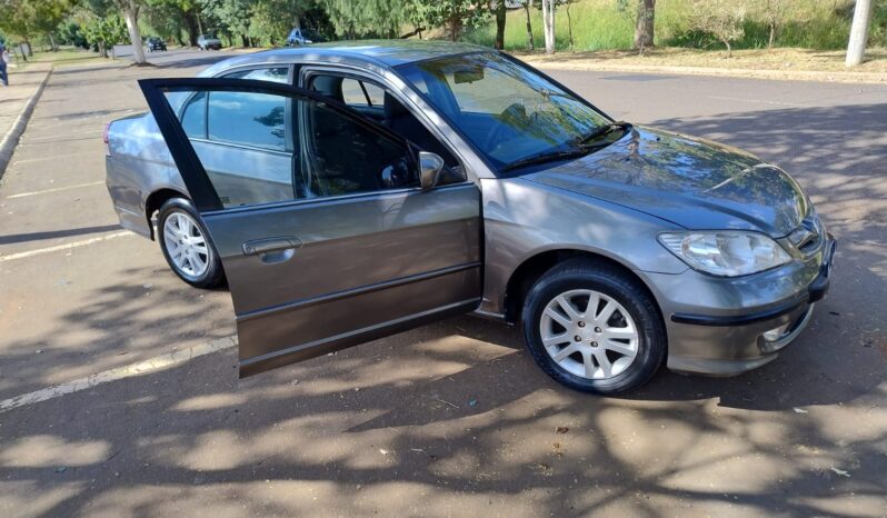 
								Honda Civic completo									