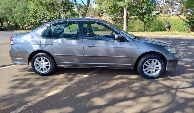 
								Honda Civic completo									