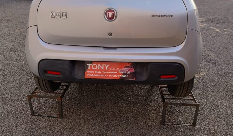 
								Fiat Uno Attractive completo									