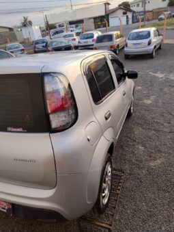 
										Fiat Uno Attractive completo									