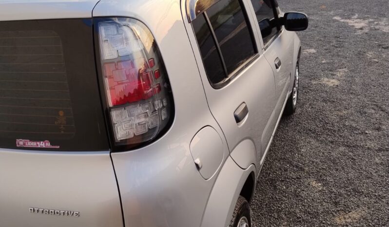 
								Fiat Uno Attractive completo									