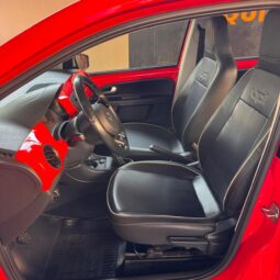 
										VW/ UP BLACK WHITE 2015 RED FLEX completo									